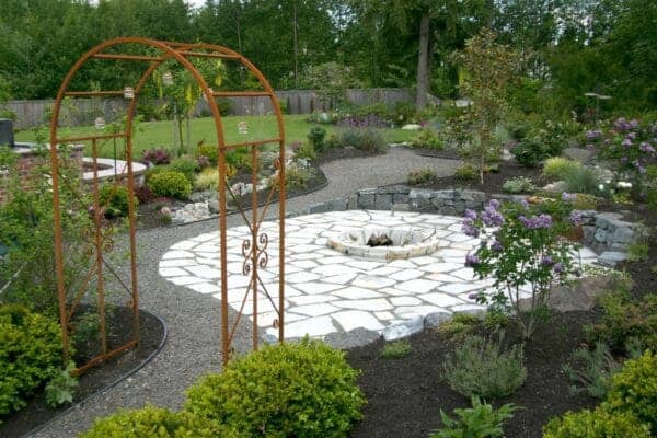 Classic Landscaping Design and Construction garden in Greater Seattle