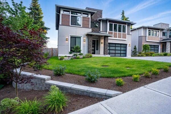 Kenmore Residence by Classic Landscaping