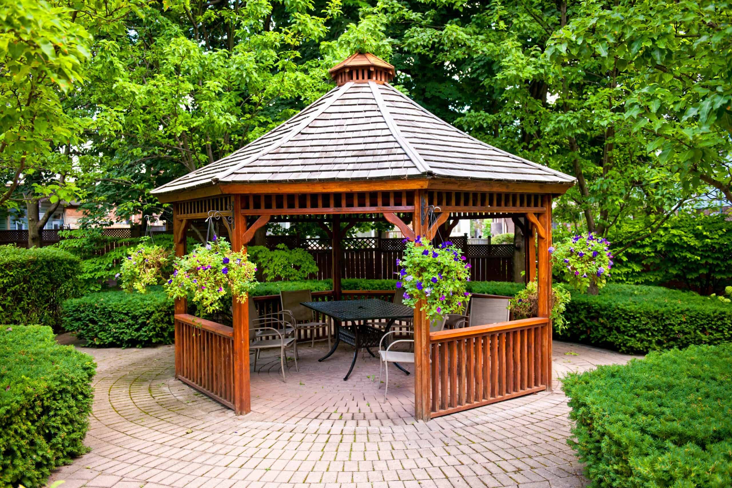 Planting & Finishing — Landscape Design & Build
